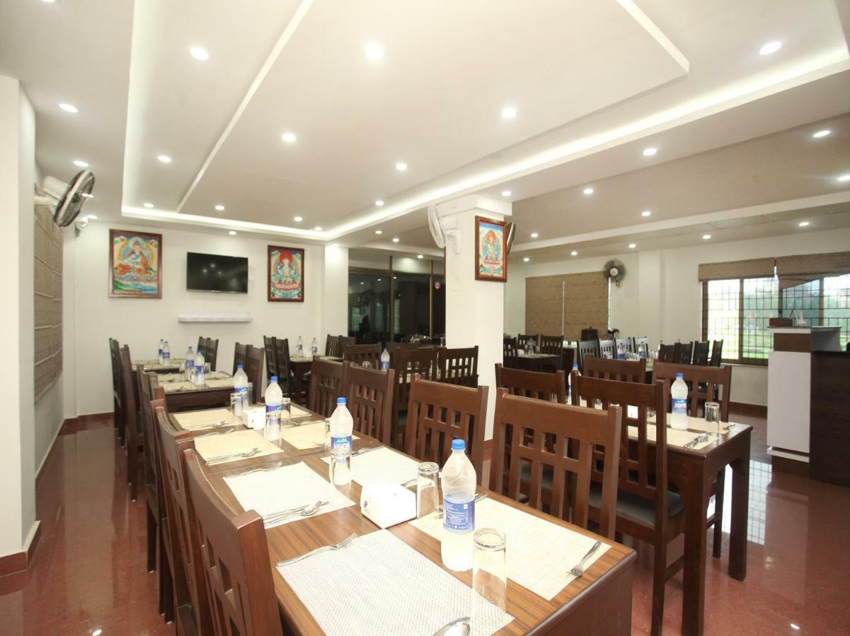 Oyo 525 艾洛卡酒店 拉明德 外观 照片